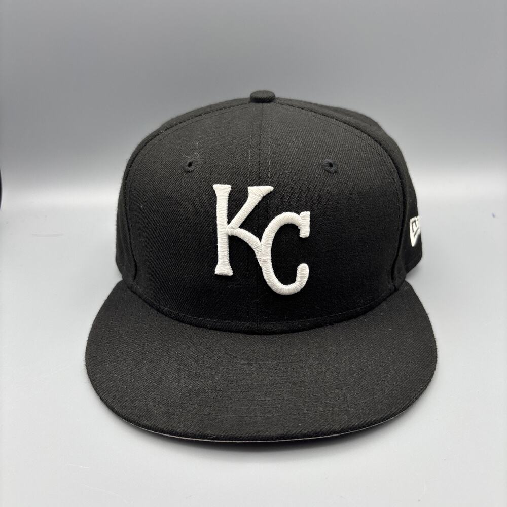 New Era 59FIFTY Kansas City Royals Black Fitted Cap Hat Size 7 1/4 MLB KC